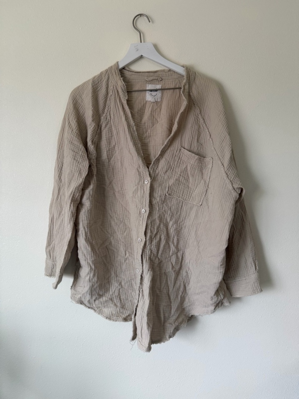 Women’s Aerie Beige Button Up Size Large